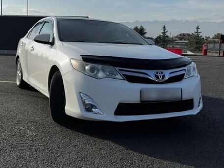 Toyota Camry, 2014