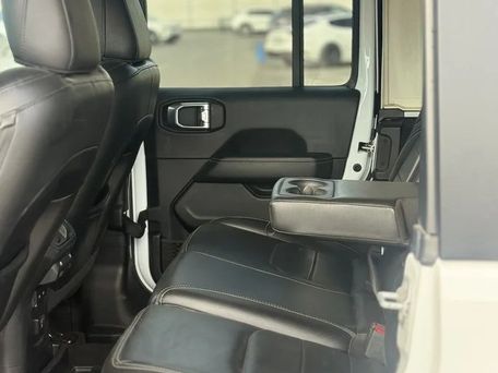 Jeep Wrangler, 2023 — 照片 11