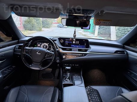 Lexus ES, 2020 — photo 11