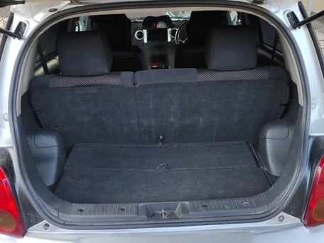Toyota Ist, 2003 — 照片 5