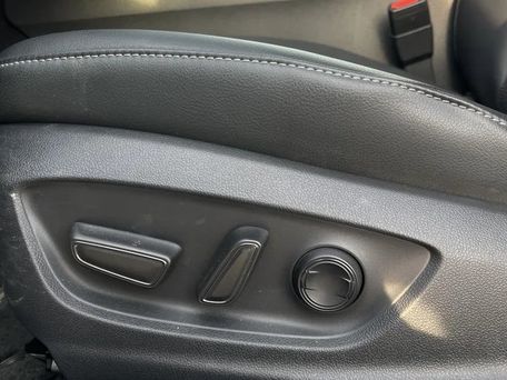 Toyota Camry, 2023 — photo 10