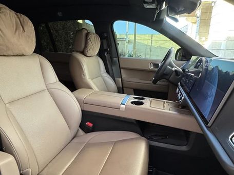 Li Auto (Lixiang) L6, 2025 — photo 8