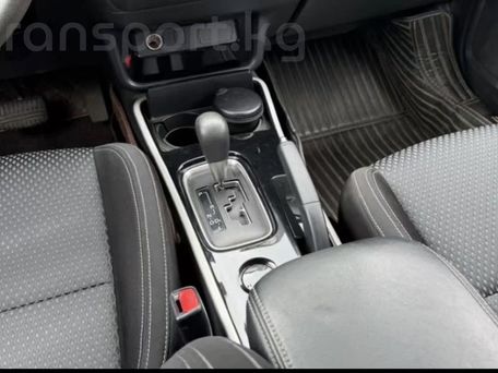 Mitsubishi Outlander, 2021 — сүрөт 10