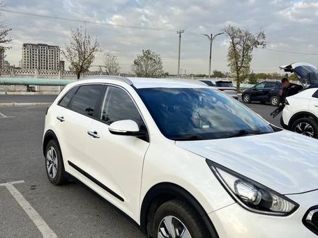 Kia Niro, 2018 — photo 3