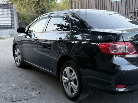Toyota Corolla, 2011 — 照片 8