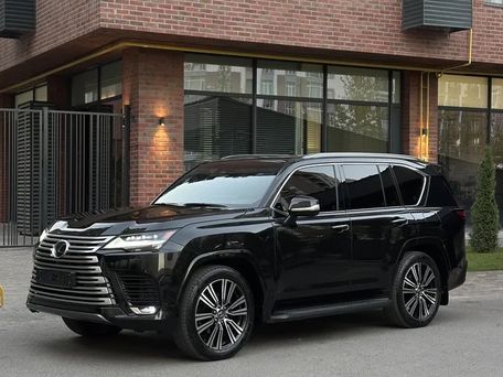 Lexus LX, 2025 — photo 1