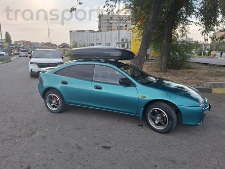 Mazda 323, 1995 — 照片 3
