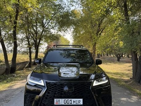 Lexus LX, 2024 — 照片 1