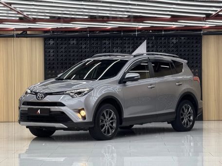 Toyota RAV4, 2018 — 照片 2