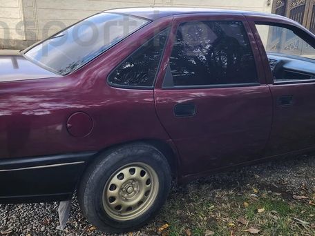Opel Vectra, 1991 — photo 2