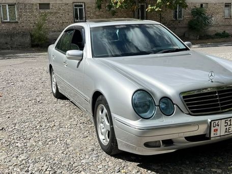 Mercedes-Benz E-Класс, 2010