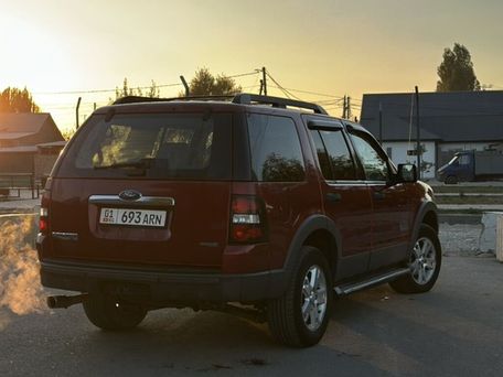Ford Explorer, 2005 — photo 7