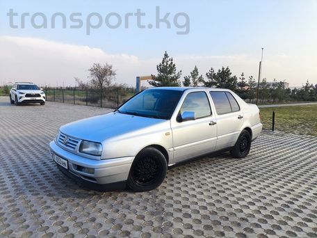 Volkswagen Vento, 1995 — сүрөт 1