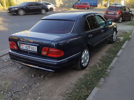 Mercedes-Benz E-Класс, 1996 — 照片 4