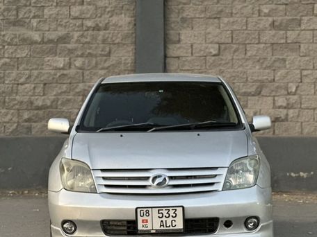 Toyota Ist, 2003 — photo 1
