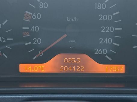 Mercedes-Benz E-Класс, 1996 — сүрөт 10