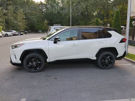 Toyota RAV4, 2020 — photo 4