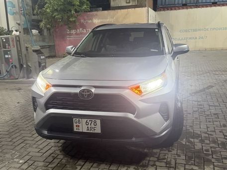 Toyota RAV4, 2020 — photo 1