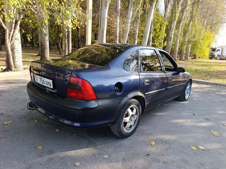 Opel Vectra, 1998 — сүрөт 4