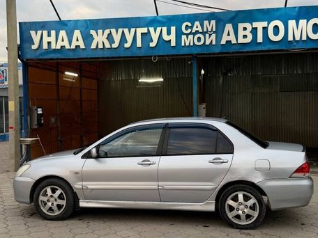 Mitsubishi Lancer, 2005 — 照片 4