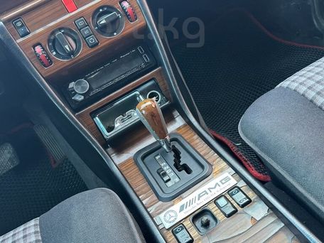 Mercedes-Benz E-Класс, 1994 — photo 7