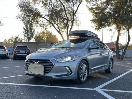 Hyundai Elantra, 2017 — 照片 1