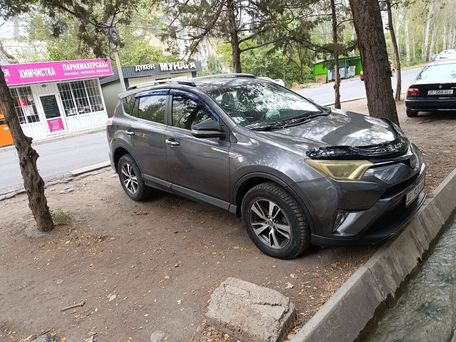 Toyota RAV4, 2018 — фото 3