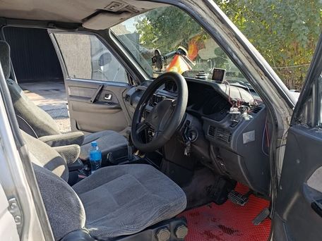 Mitsubishi Pajero, 1994 — photo 4