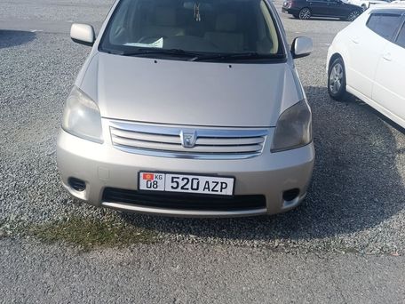 Toyota Raum, 2003 — 照片 2