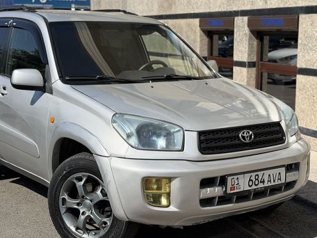 Toyota RAV4, 2002 — 照片 2