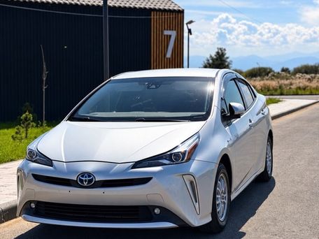 Toyota Prius, 2022 — фото 1