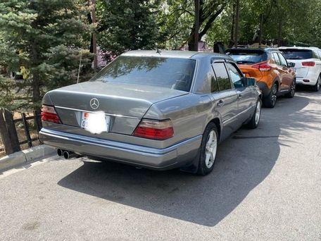 Mercedes-Benz W124, 1993 — фото 2