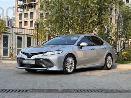 Toyota Camry, 2017