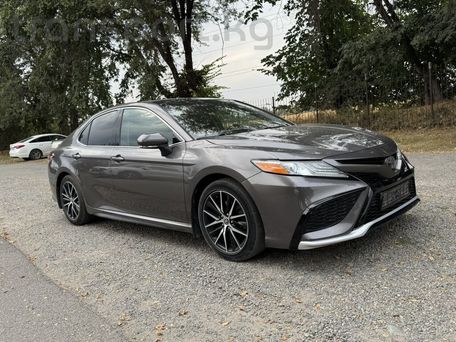 Toyota Camry, 2019