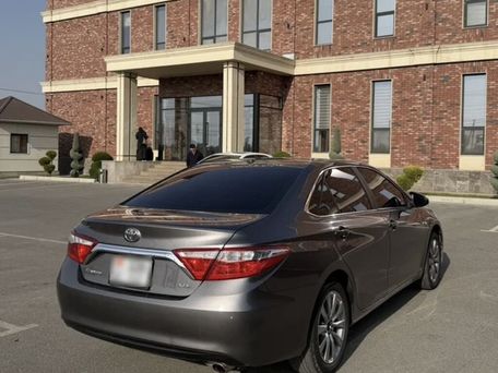 Toyota Camry, 2016 — 照片 3
