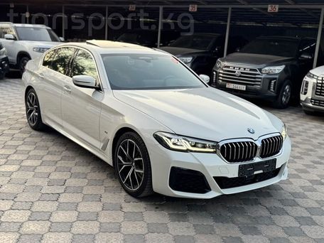 BMW 5 серии, 2021 — фото 1