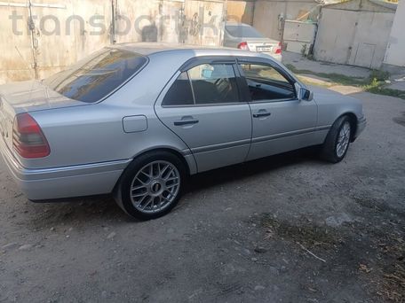 Mercedes-Benz E-Класс, 1994 — 照片 2