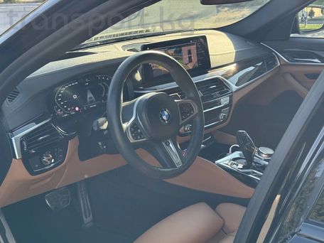 BMW 5 серии, 2021 — 照片 9