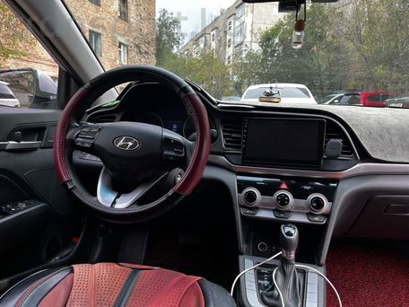 Hyundai Avante, 2019 — 照片 3