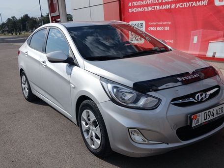 Hyundai Solaris, 2011 — photo 3