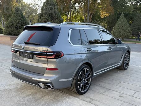 BMW X7, 2023 — photo 6