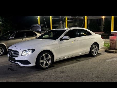 Mercedes-Benz E-Class, 2017 — photo 6