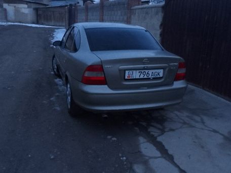 Opel Vectra, 1996 — фото 5