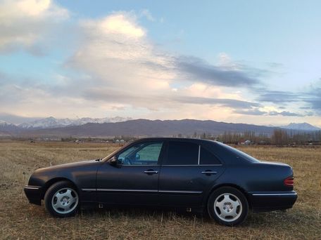 Mercedes-Benz E-Class, 2000 — photo 3