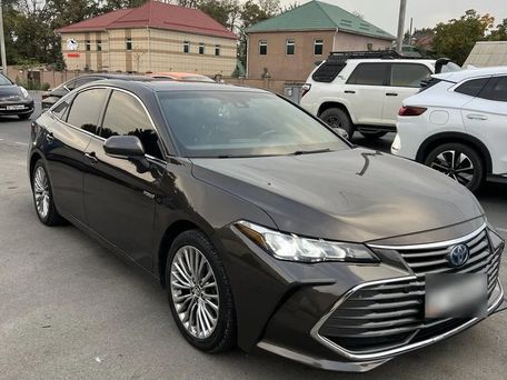 Toyota Avalon, 2018 — фото 2