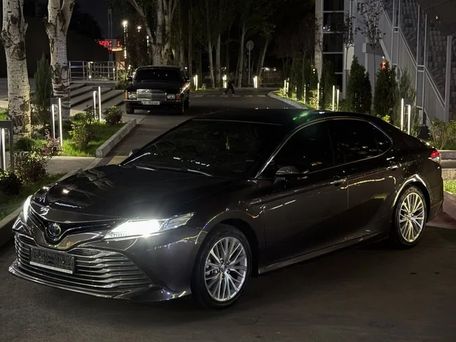 Toyota Camry, 2020 — фото 3