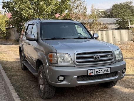 Toyota Sequoia, 2001