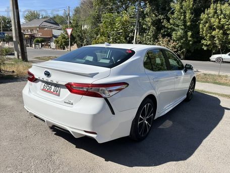 Toyota Camry, 2020 — 照片 1