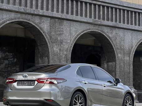 Toyota Camry, 2022 — сүрөт 2
