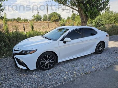 Toyota Camry, 2022 — фото 1